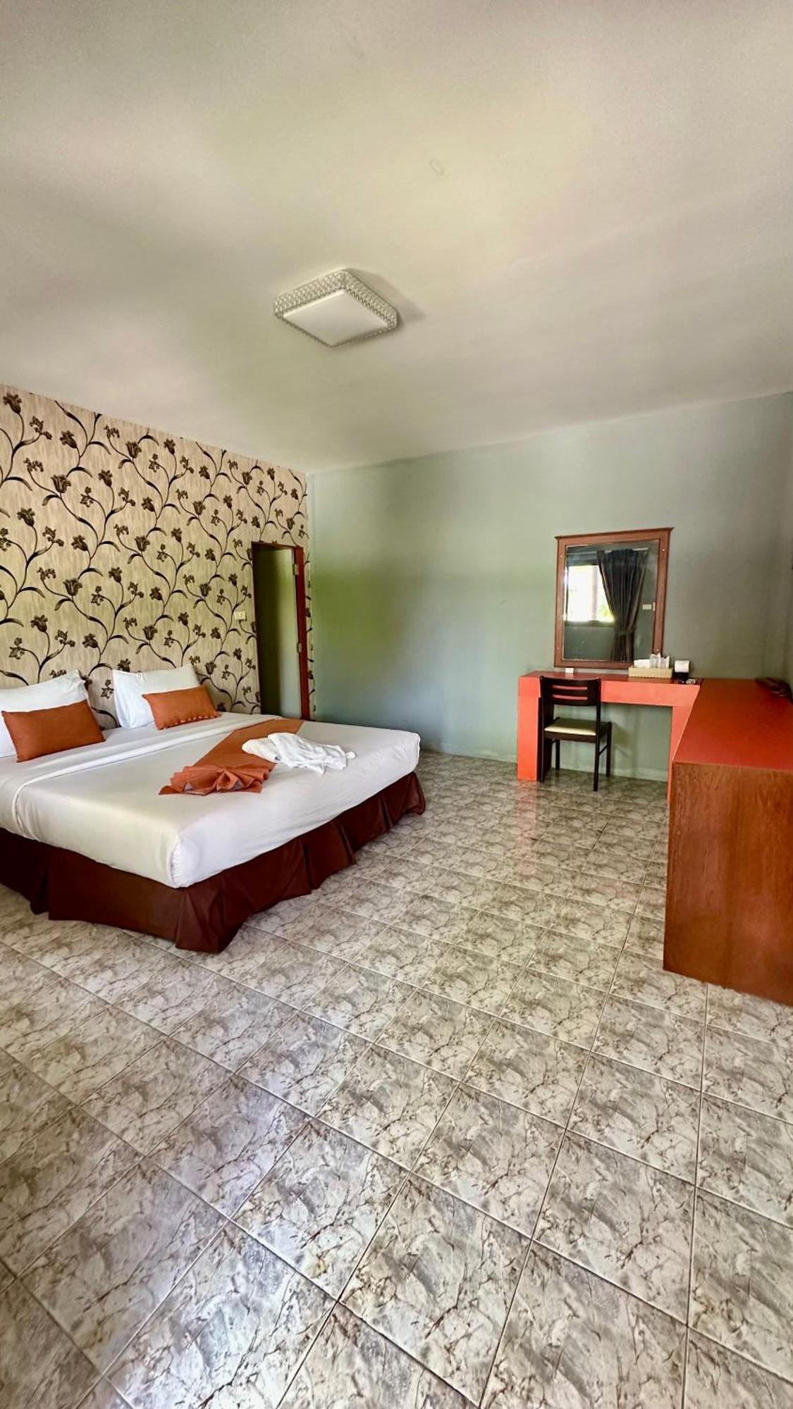 Andaman Resort Phi Phi Eksteriør billede